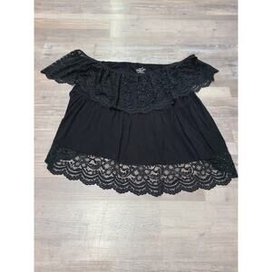 Torrid size 5x super soft knits black blouse with lace off the shoulder and trim